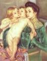 Les Caresses des mères des enfants Mary Cassatt
